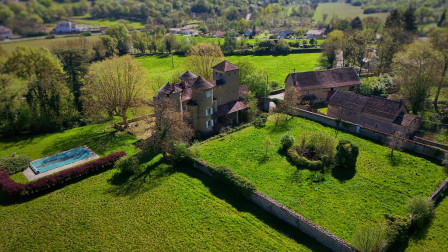 Vente maison 17 pièces 405m2 Cremieu-38Z03100VP001894-692-02