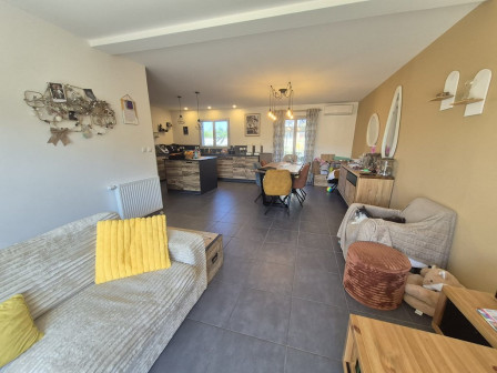 Vente maison 5 pièces 119m2 Cremieu-38Z03100VP001897-692-02